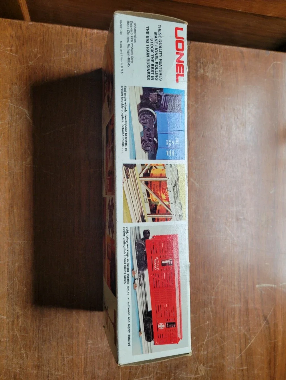 Vintage LIONEL Mogen David WINE CAR Model Number 6-9146 WITH BOX